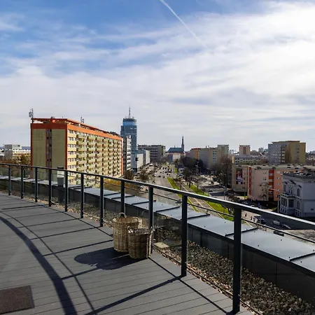 Kaleo - Hanza Tower 605 *