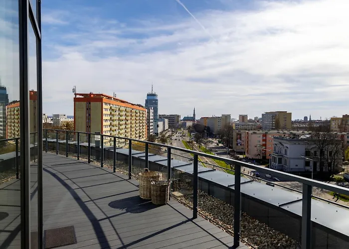 Kaleo - Hanza Tower 605 *